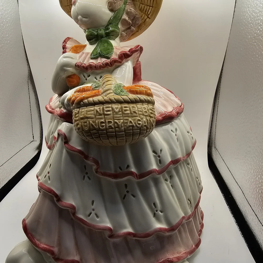 Fitz and Floyd scarlett O'hare Hand Painted Bunny rabbit Cookie jar - Picture 3 of 9